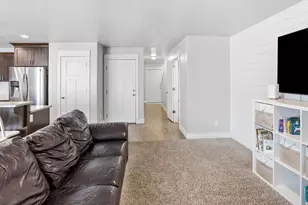 259 W 70 N, Hyrum, UT 84319 - Photo 6