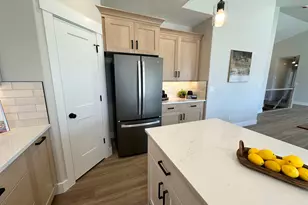 634 E Cedar Ct, Grantsville, UT 84029 - Photo 24