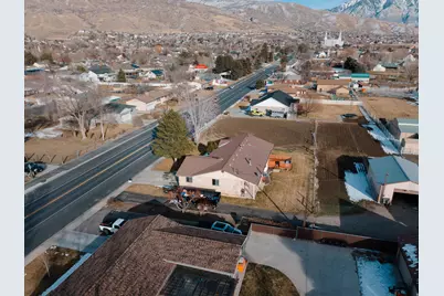 240 E Center St, Lindon, UT 84042 - Photo 16