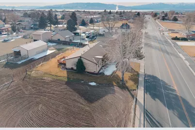 240 E Center St, Lindon, UT 84042 - Photo 8