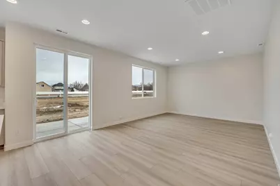 2186 W 2615 N #139, Clinton, UT 84015 - Photo 4