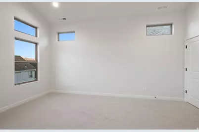 7029 W Lake Ave, South Jordan, UT 84009 - Photo 12