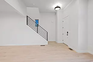 7029 W Lake Ave, South Jordan, UT 84009 - Photo 8