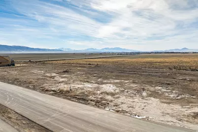 2843 W Browns Meadow Rd #103, Eagle Mountain, UT 84005 - Photo 2