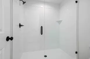 7027 W Lake Ave, South Jordan, UT 84009 - Photo 14