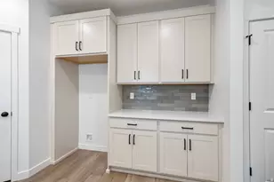 7027 W Lake Ave, South Jordan, UT 84009 - Photo 6