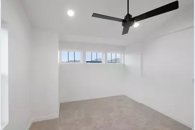 7027 W Lake Ave, South Jordan, UT 84009 - Photo 10