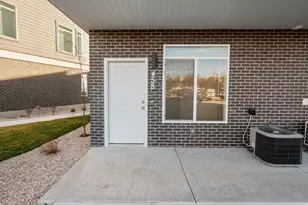 458 E Depot St, Clearfield, UT 84015 - Photo 6