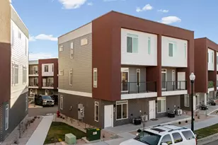 458 E Depot St, Clearfield, UT 84015 - Photo 2