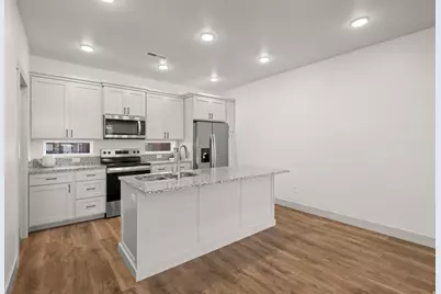 458 E Depot St, Clearfield, UT 84015 - Photo 6