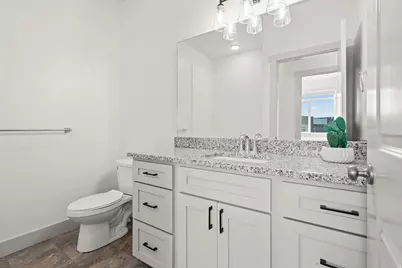 458 E Depot St, Clearfield, UT 84015 - Photo 14