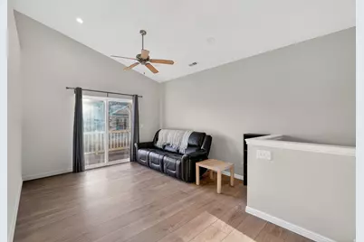 1077 Canyon Meadow Dr S #4, Provo, UT 84606 - Photo 2