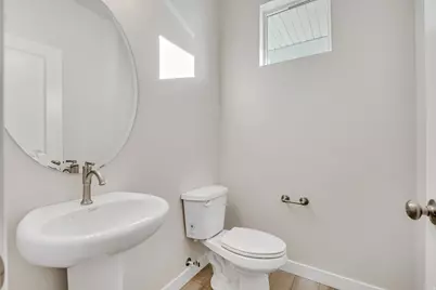 2208 W 2615 N #141, Clinton, UT 84015 - Photo 2