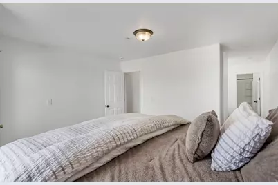 8419 S Ivy Gable Dr, West Jordan, UT 84081 - Photo 18