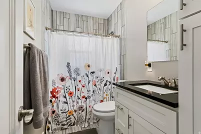 498 Parkway Ave, Tooele, UT 84074 - Photo 22