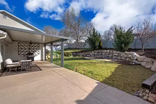 11755 S Canberra Dr, Sandy, UT 84094 - Photo 36