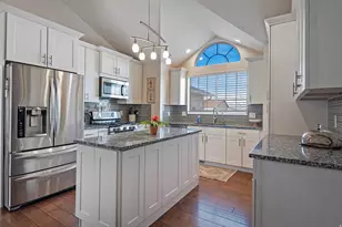 11755 S Canberra Dr, Sandy, UT 84094 - Photo 12