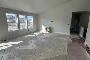 153 S Liberty St, Grantsville, UT 84029 - Photo 4