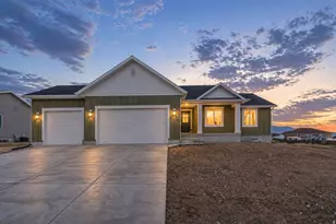154 S Liberty St, Grantsville, UT 84029 - Photo 2
