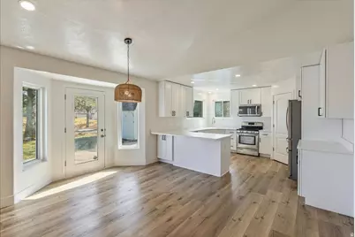 3899 S Chatterleigh Rd, West Valley, UT 84128 - Photo 14