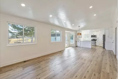 3899 S Chatterleigh Rd, West Valley, UT 84128 - Photo 10