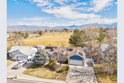 3899 S Chatterleigh Rd, West Valley, UT 84128 - Photo 2