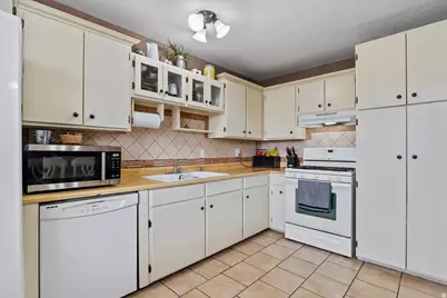 7286 W Gettysburg Dr, Magna, UT 84044 - Photo 10