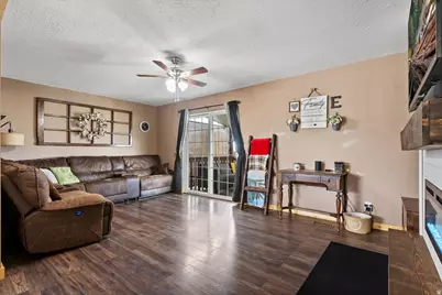 7286 W Gettysburg Dr, Magna, UT 84044 - Photo 6