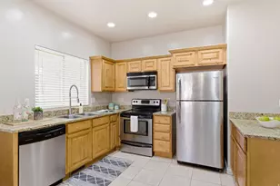 3843 E Cunninghill Dr S, Eagle Mountain, UT 84005 - Photo 10