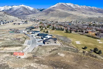 4132 N Patio Springs Dr #8, Eden, UT 84310 - Photo 6