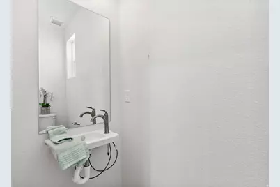 309 N Corridor Ln, Saratoga Springs, UT 84045 - Photo 14