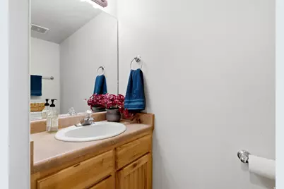 5272 W Sun Bloom Cir, Herriman, UT 84096 - Photo 16