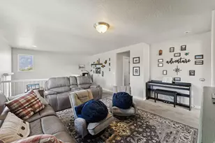 979 Cold Creek Way, Layton, UT 84041 - Photo 10