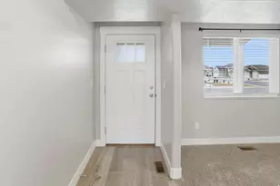 2142 W 3100 S, West Haven, UT 84401 - Photo 4