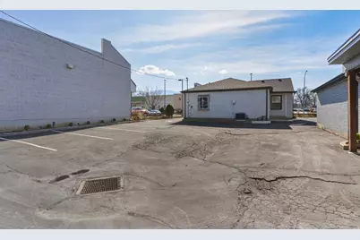 152 W 500 S, Bountiful, UT 84010 - Photo 24