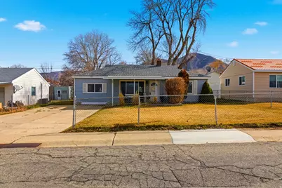 106 N 1st St, Tooele, UT 84074 - Photo 2