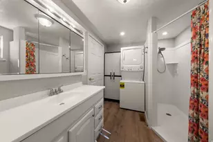 1150 W Red Hills Pkwy, Washington, UT 84780 - Photo 12