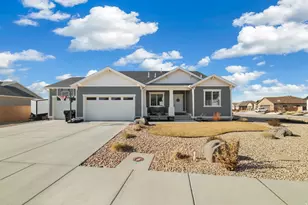 330 S Sherratt Dr, Cedar City, UT 84720 - Photo 1