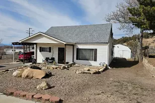 365 Edgehill Dr, Sunnyside, UT 84539 - Photo 1