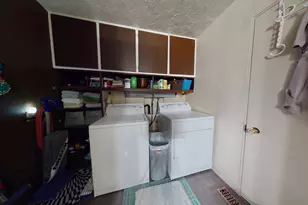 365 Edgehill Dr, Sunnyside, UT 84539 - Photo 10