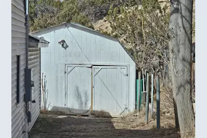 365 Edgehill Dr, Sunnyside, UT 84539 - Photo 28