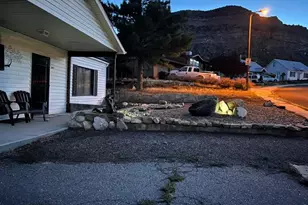 365 Edgehill Dr, Sunnyside, UT 84539 - Photo 2