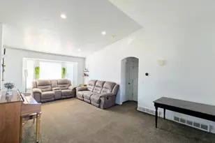 112 W 770 N, Santaquin, UT 84655 - Photo 2