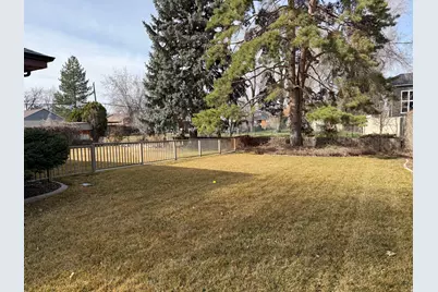 362 E 9150 S, Sandy, UT 84070 - Photo 8