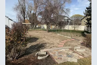 362 E 9150 S, Sandy, UT 84070 - Photo 10