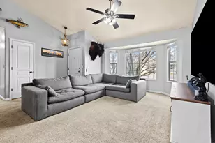 2146 E Shadow Dr S, Eagle Mountain, UT 84005 - Photo 6