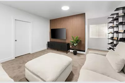 9217 S Holiday Bowl Ct E, Sandy, UT 84094 - Photo 20