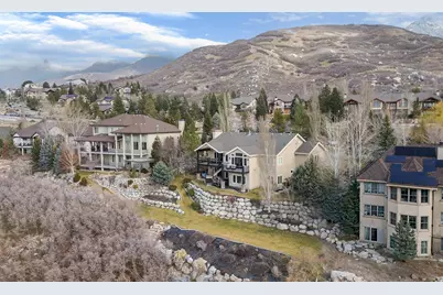 10346 S Grayrock Ct, Sandy, UT 84092 - Photo 54