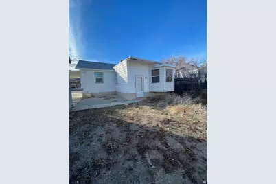 718 N 200 E, Price, UT 84501 - Photo 2