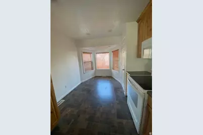 718 N 200 E, Price, UT 84501 - Photo 10